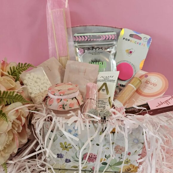 Peachy Pink Teen Box - Picture 1 of 2